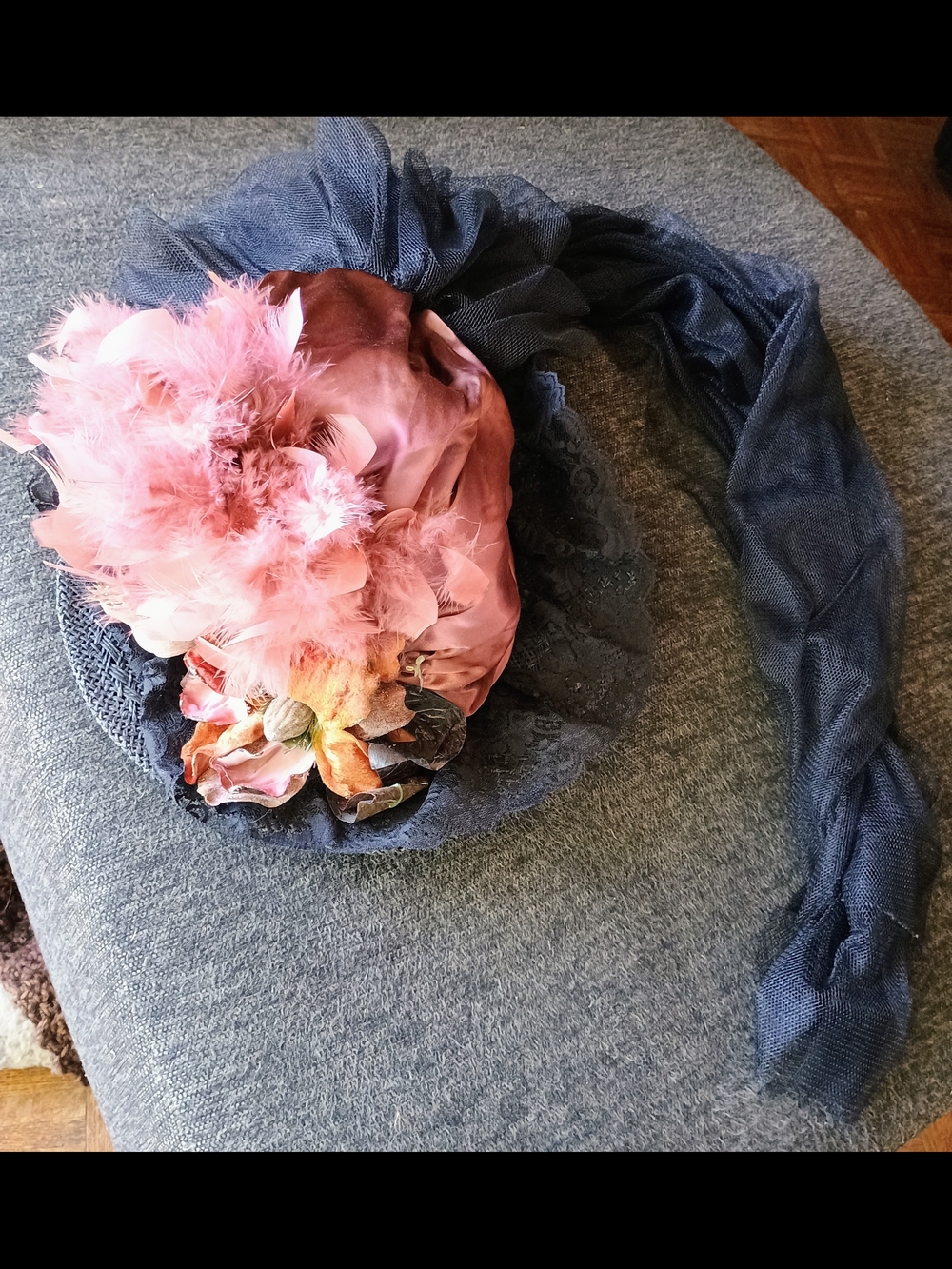 Vintage-Inspired Elsie Massey Red Satin & Feather Floral Women’s Hat